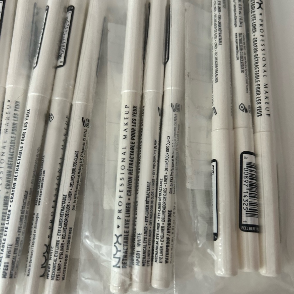 4/$50 NYX Professional Makeup Retractable White Eyeliner